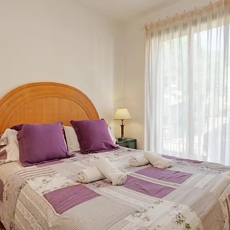 Apartment Sleeps 8